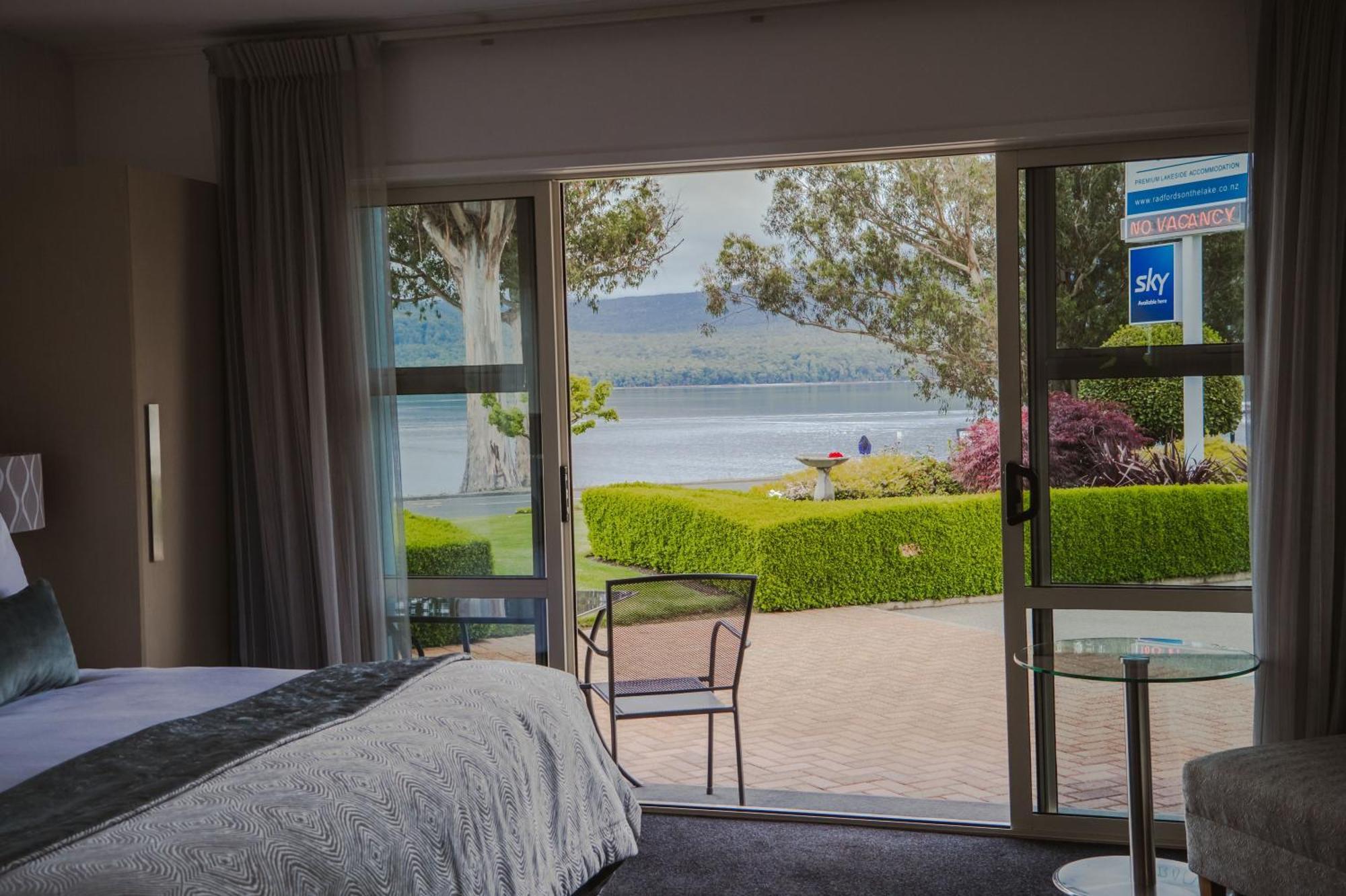 Radfords On The Lake Te Anau Esterno foto